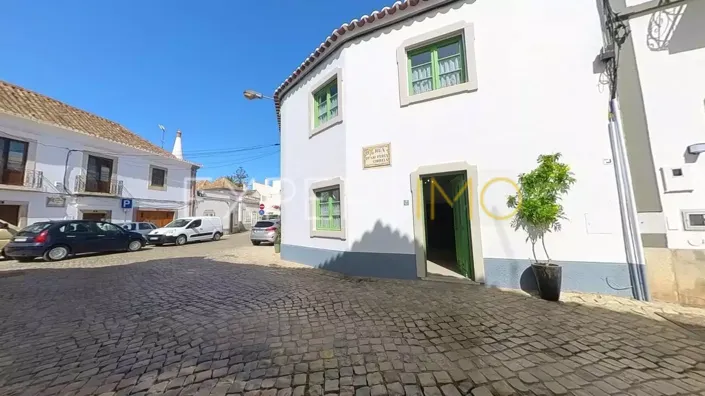 Image No.2-3 Bed Villa for sale