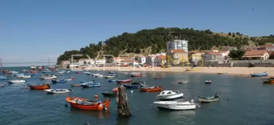 1 - Almada, Villa