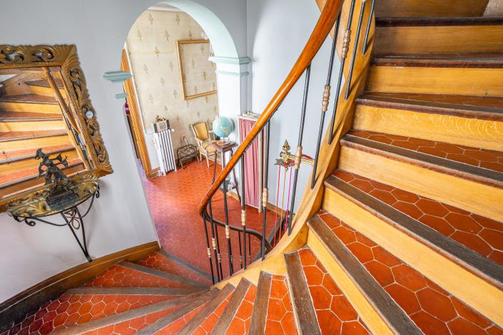 Image No.11-5 Bed House for sale