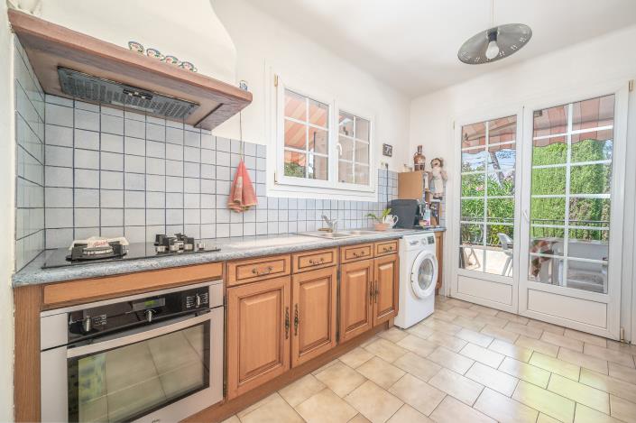 Image No.9-6 Bed House/Villa for sale