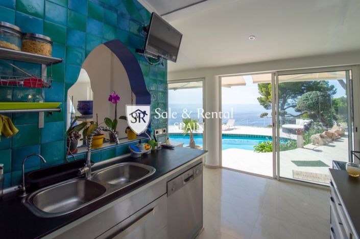 Image No.13-5 Bed Villa for sale