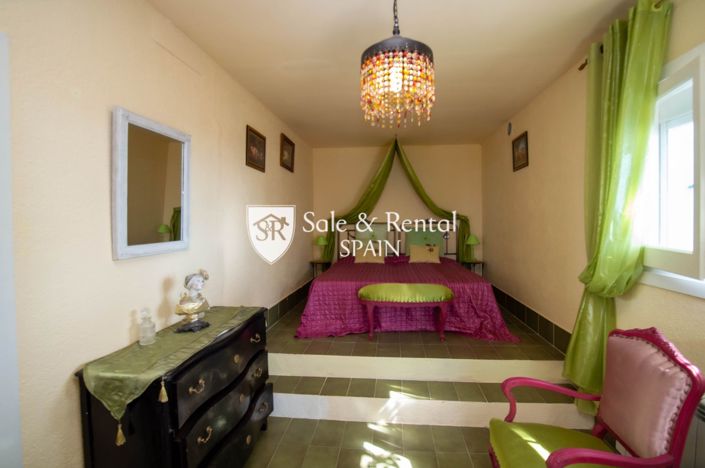 Image No.34-5 Bed Villa for sale