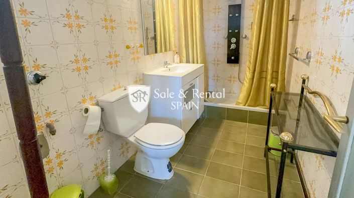 Image No.36-5 Bed Villa for sale