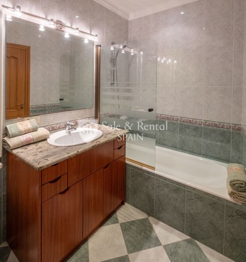 Image No.20-Villa de 5 chambres à vendre à Lloret de Mar