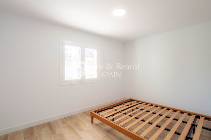 Image No.6-3 Bed Flat for sale