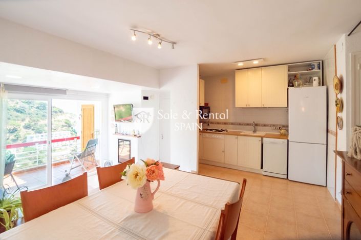 Image No.11-3 Bed Flat for sale