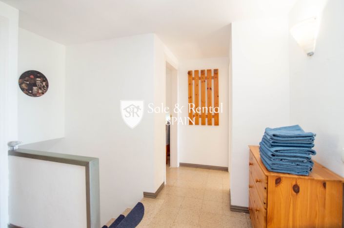 Image No.23-8 Bed Villa for sale