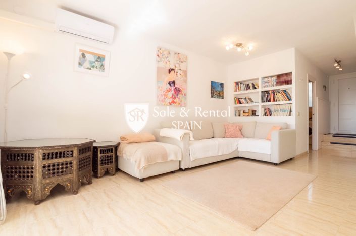 Image No.6-8 Bed Villa for sale