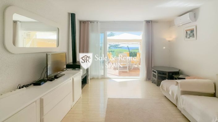 Image No.8-8 Bed Villa for sale