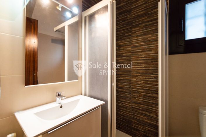 Image No.9-4 Bed Villa for sale