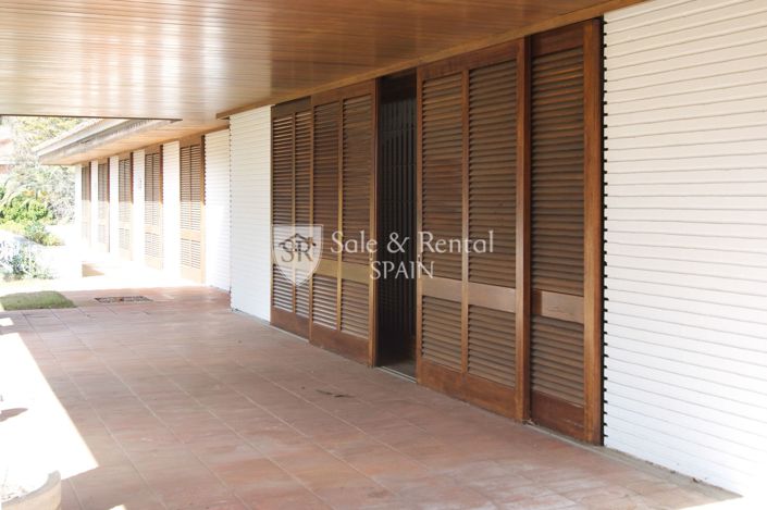 Image No.19-6 Bed Villa for sale