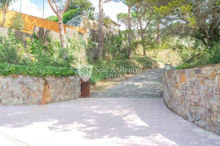 Image No.23-6 Bed Villa for sale