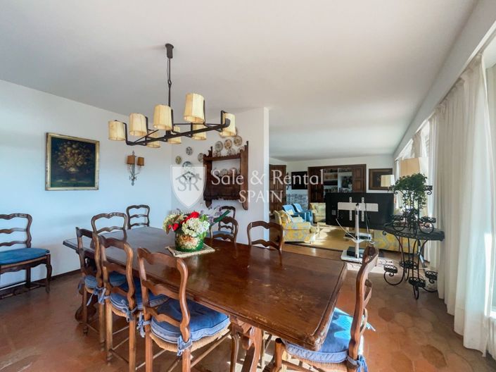 Image No.16-7 Bed Villa for sale