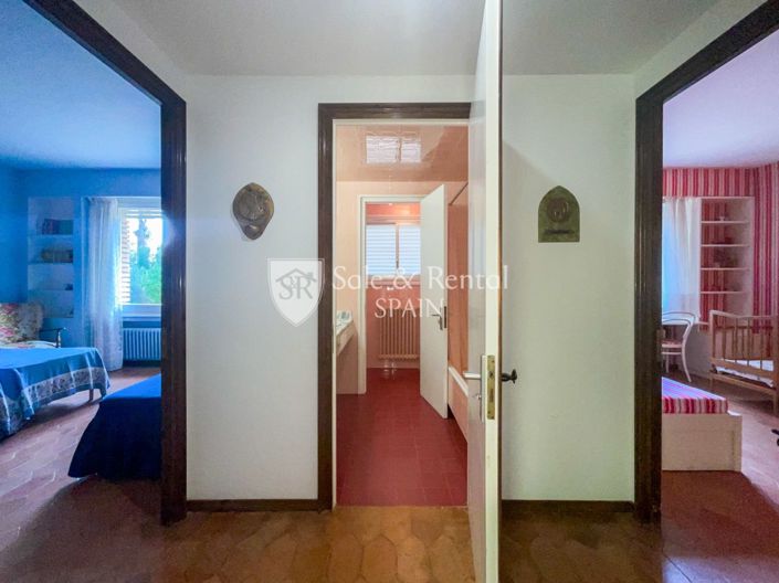 Image No.39-7 Bed Villa for sale