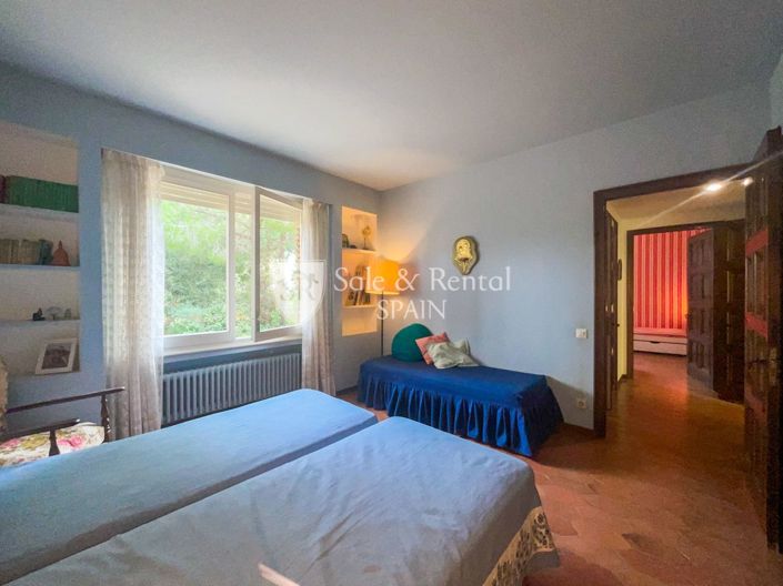 Image No.41-7 Bed Villa for sale