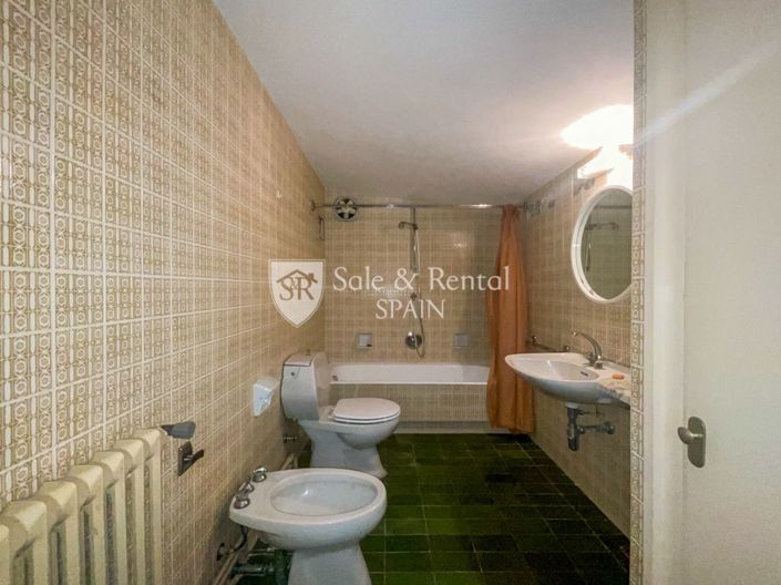 Image No.64-7 Bed Villa for sale