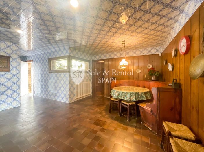 Image No.69-7 Bed Villa for sale