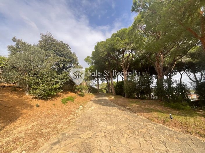 Image No.76-7 Bed Villa for sale