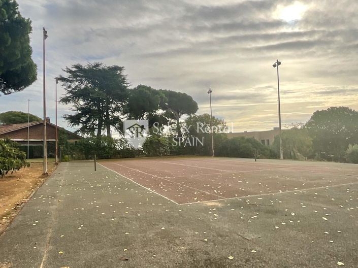 Image No.77-7 Bed Villa for sale