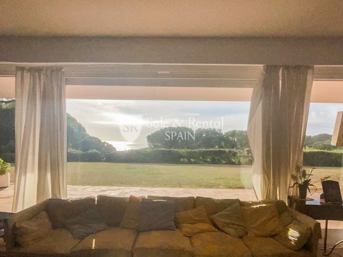 Image No.8-7 Bed Villa for sale