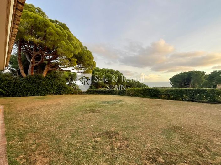 Image No.81-7 Bed Villa for sale