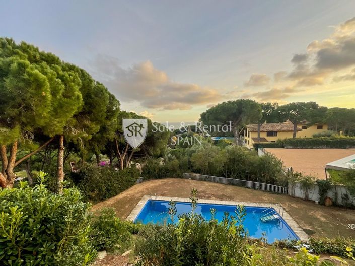 Image No.82-7 Bed Villa for sale