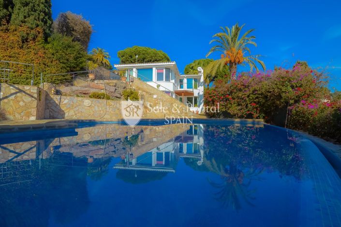 Image No.1-Villa de 5 chambres à vendre à Lloret de Mar