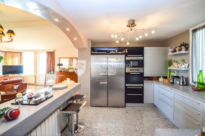 Image No.16-5 Bed Villa for sale