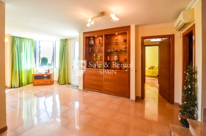 Image No.34-5 Bed Villa for sale