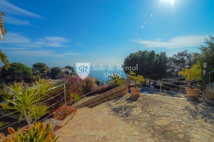 Image No.53-5 Bed Villa for sale