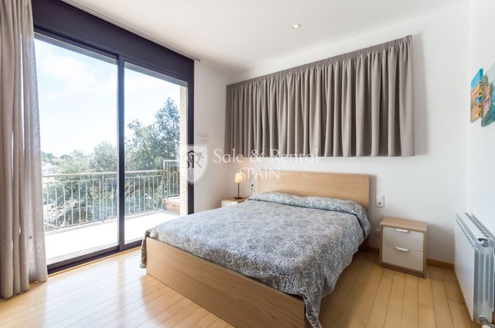 Image No.11-5 Bed Villa for sale