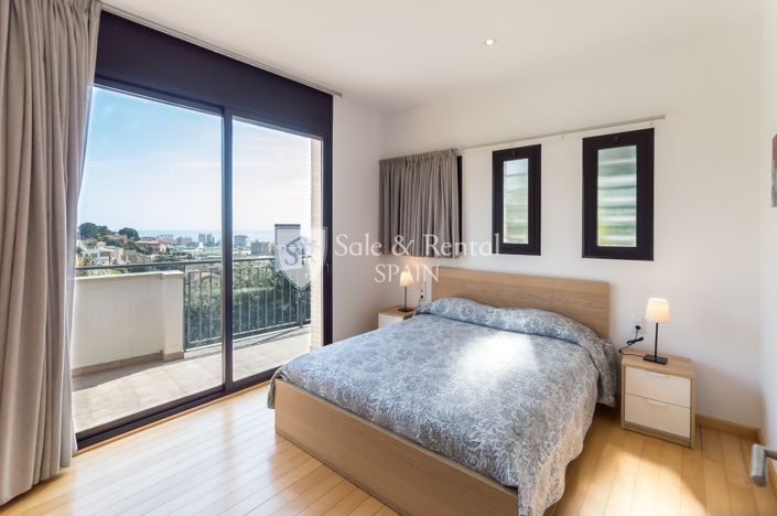 Image No.15-5 Bed Villa for sale