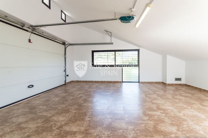 Image No.31-5 Bed Villa for sale