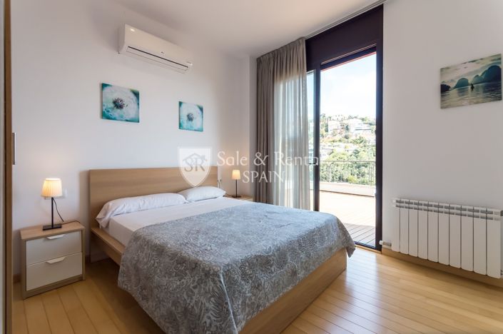 Image No.9-5 Bed Villa for sale