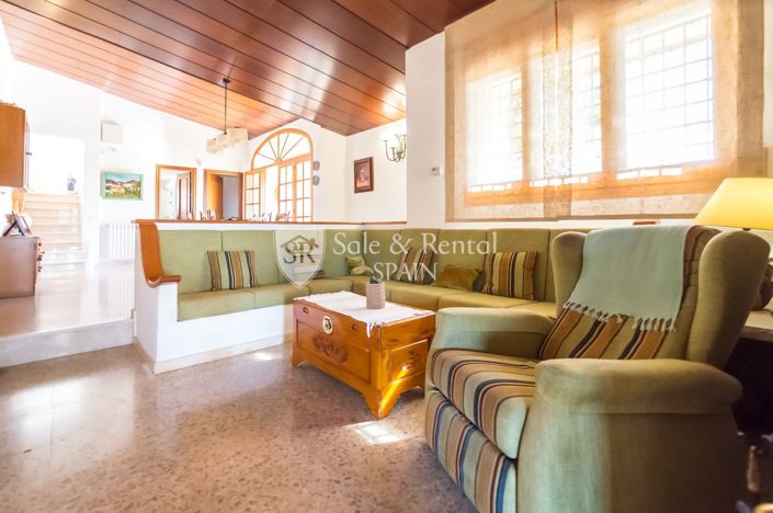 Image No.9-4 Bed Villa for sale