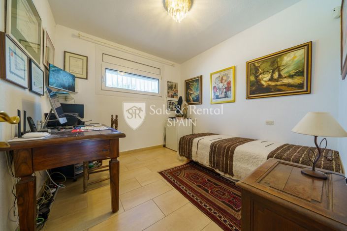 Image No.15-5 Bed Villa for sale