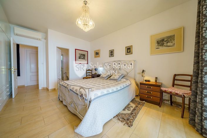 Image No.19-5 Bed Villa for sale