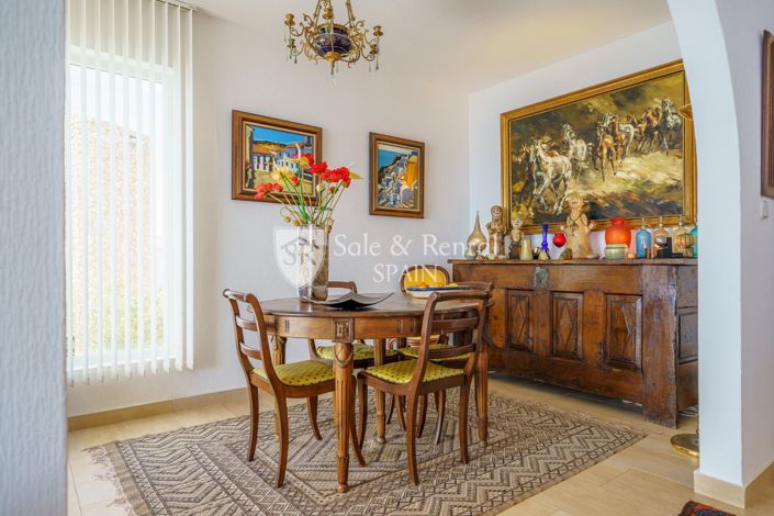 Image No.27-5 Bed Villa for sale