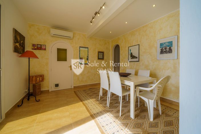 Image No.50-5 Bed Villa for sale