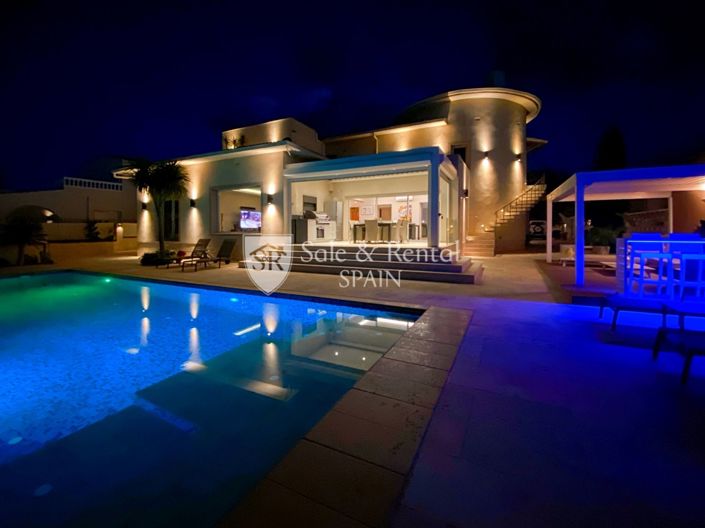 Image No.143-5 Bed Villa for sale