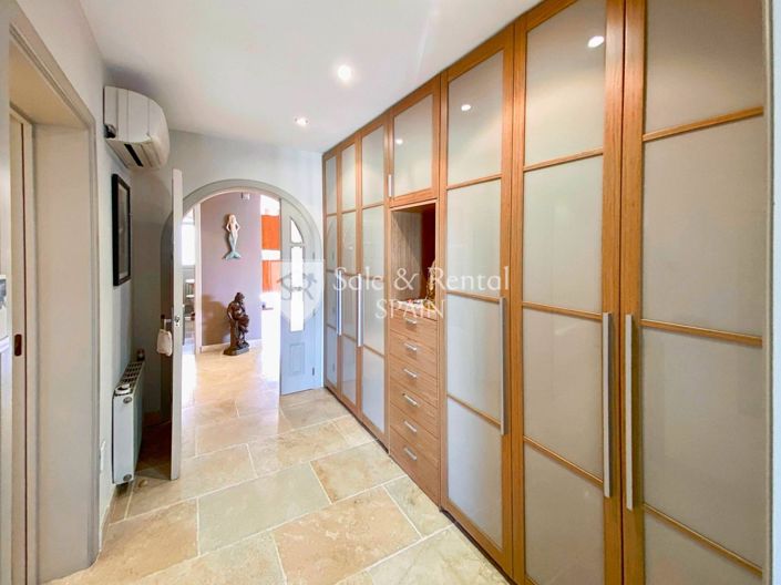 Image No.24-5 Bed Villa for sale