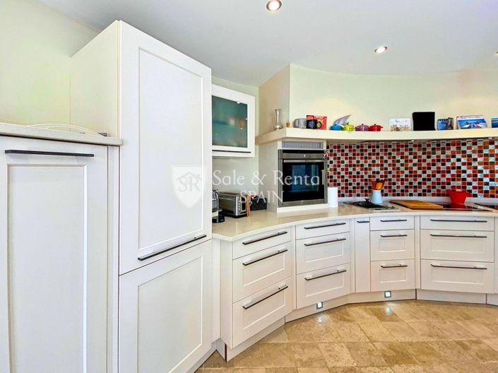 Image No.46-5 Bed Villa for sale