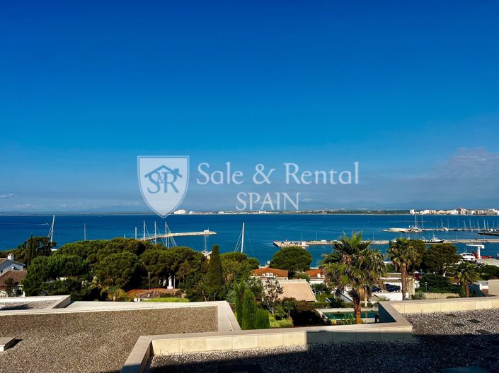 Image No.45-6 Bed Villa for sale