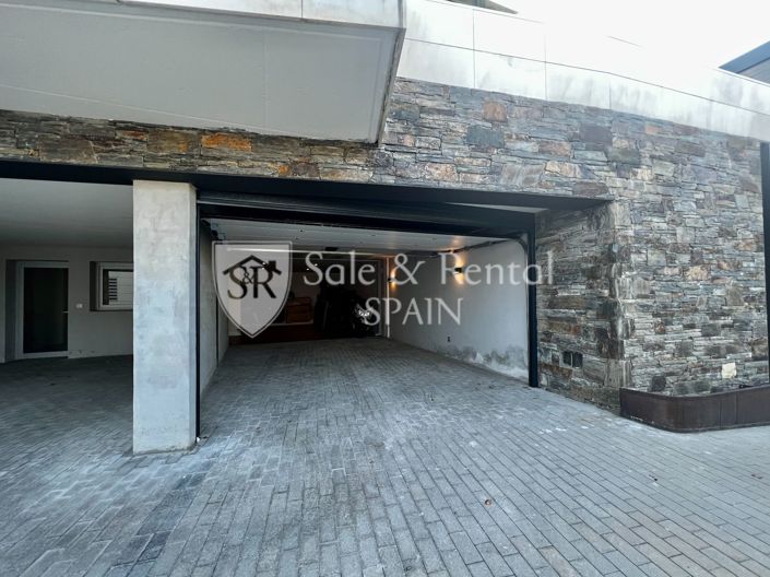 Image No.5-6 Bed Villa for sale