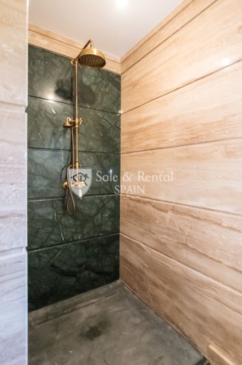 Image No.41-4 Bed Villa for sale