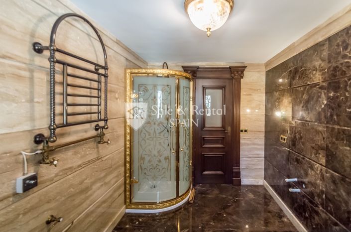 Image No.47-4 Bed Villa for sale