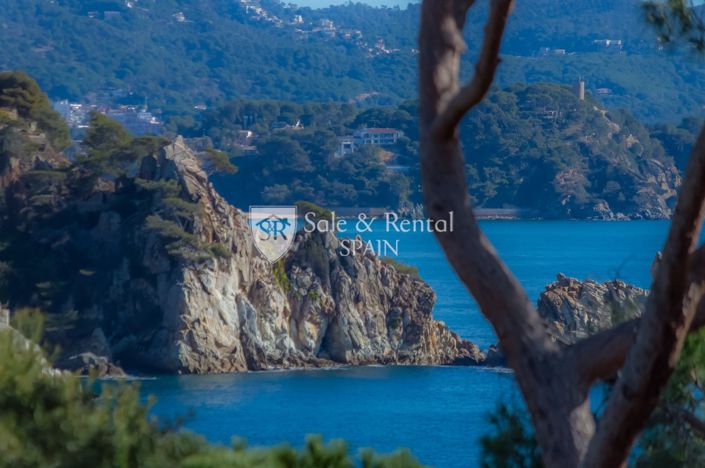 Image No.54-4 Bed Villa for sale