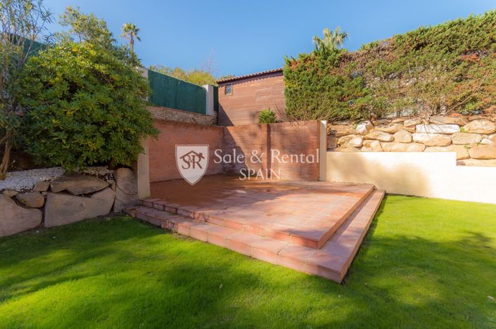 Image No.57-4 Bed Villa for sale