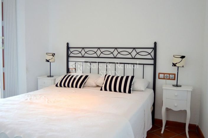 Image No.15-5 Bed Villa for sale