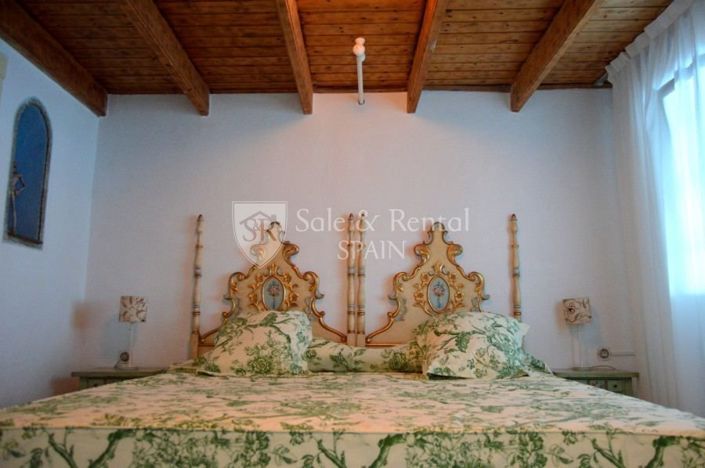 Image No.16-5 Bed Villa for sale